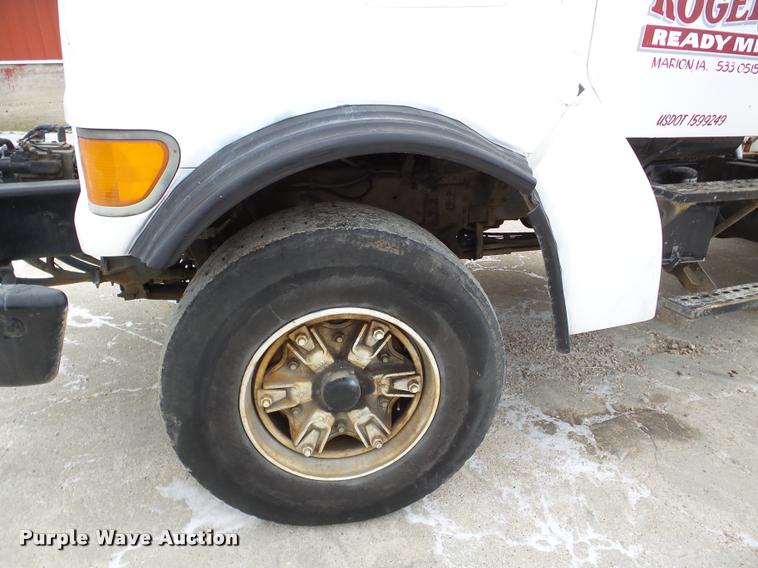 image for item DB5428 1998 Ford LT8511 Louisville 111 ready mix truck