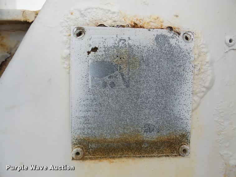 image for item DB5428 1998 Ford LT8511 Louisville 111 ready mix truck