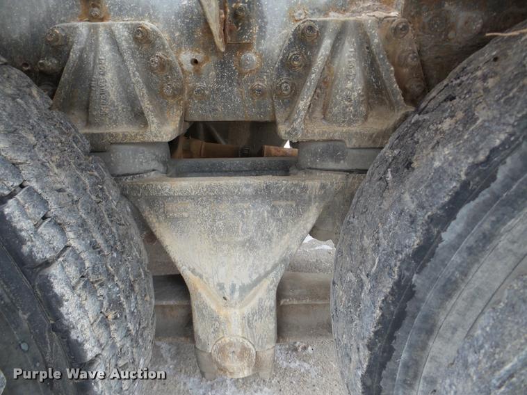 image for item DB5428 1998 Ford LT8511 Louisville 111 ready mix truck