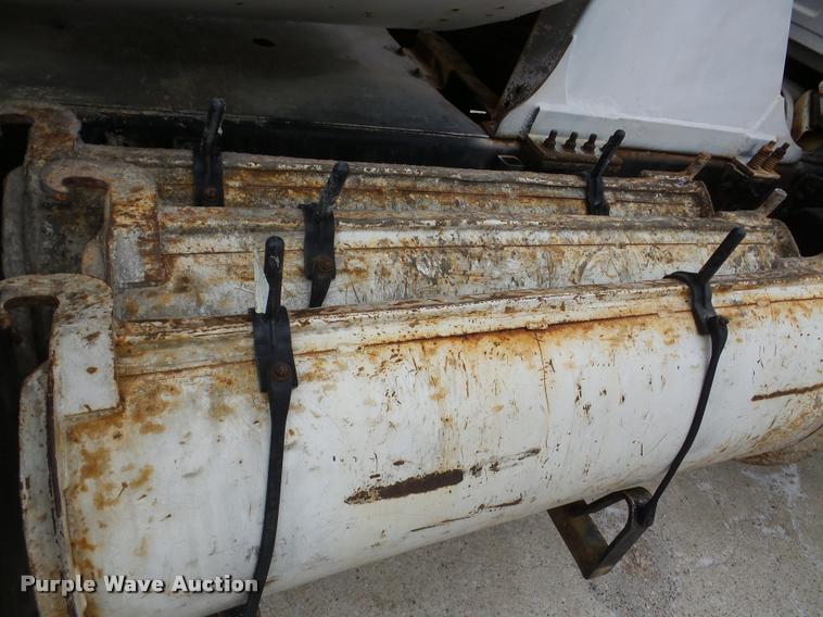 image for item DB5428 1998 Ford LT8511 Louisville 111 ready mix truck