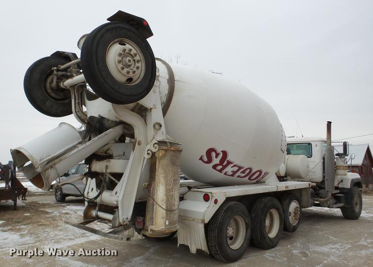 image for item DB5429 1996 Mack RD690S ready mix truck