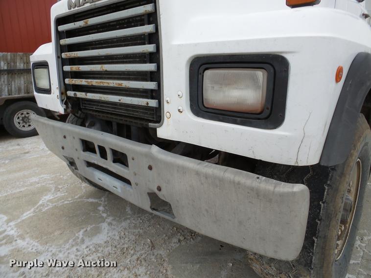 image for item DB5429 1996 Mack RD690S ready mix truck