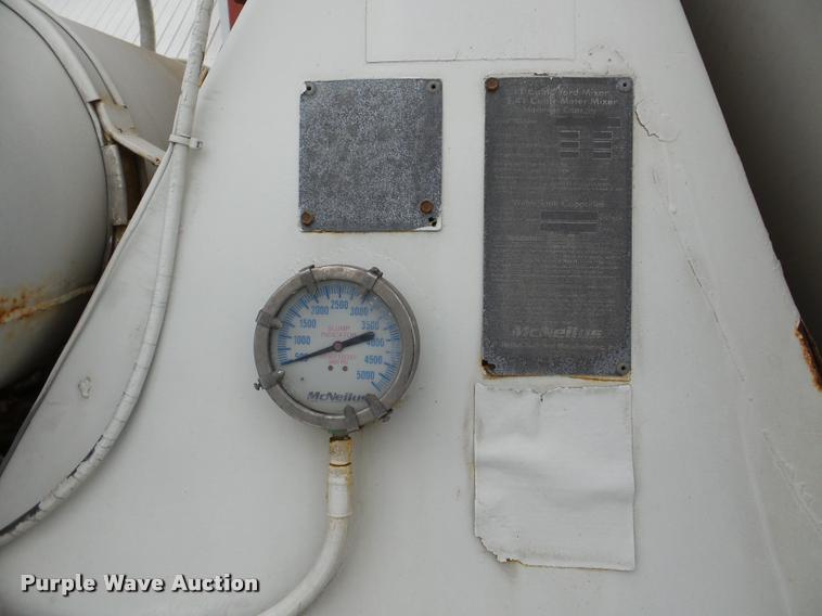 image for item DB5429 1996 Mack RD690S ready mix truck