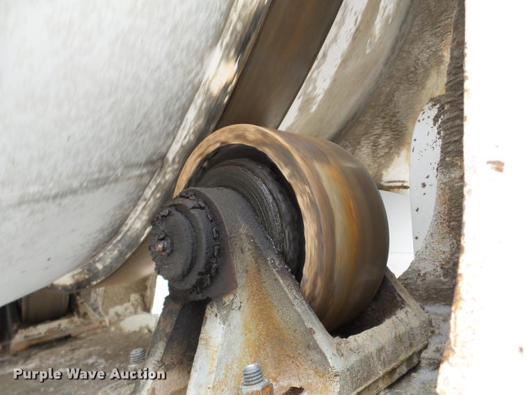 image for item DB5429 1996 Mack RD690S ready mix truck