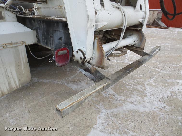 image for item DB5429 1996 Mack RD690S ready mix truck