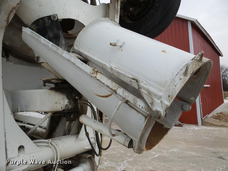 image for item DB5429 1996 Mack RD690S ready mix truck