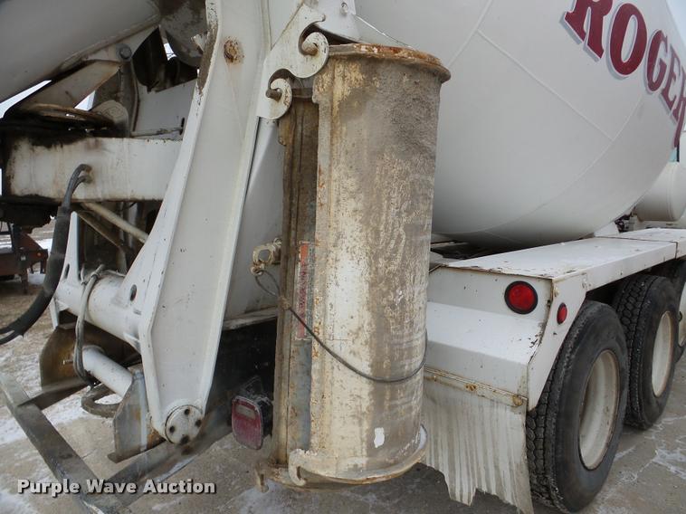 image for item DB5429 1996 Mack RD690S ready mix truck