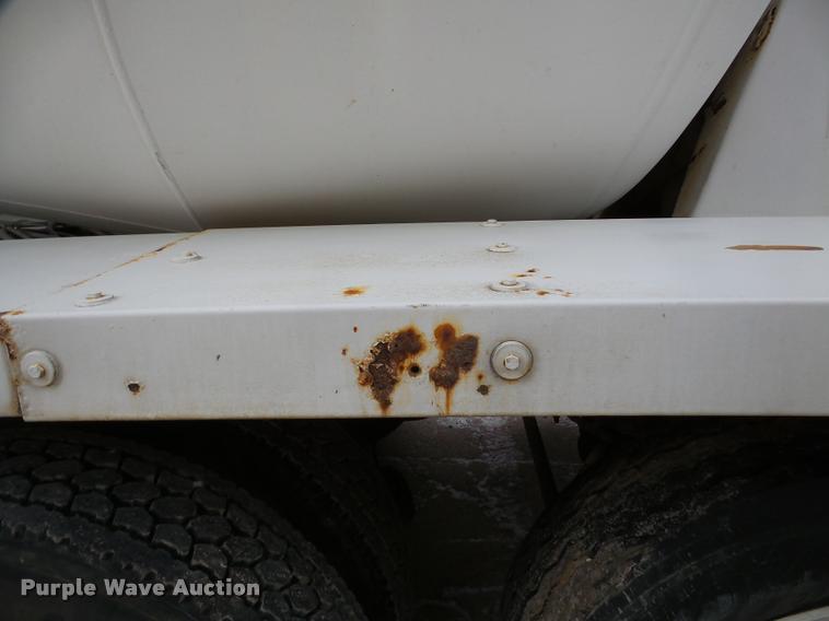 image for item DB5429 1996 Mack RD690S ready mix truck