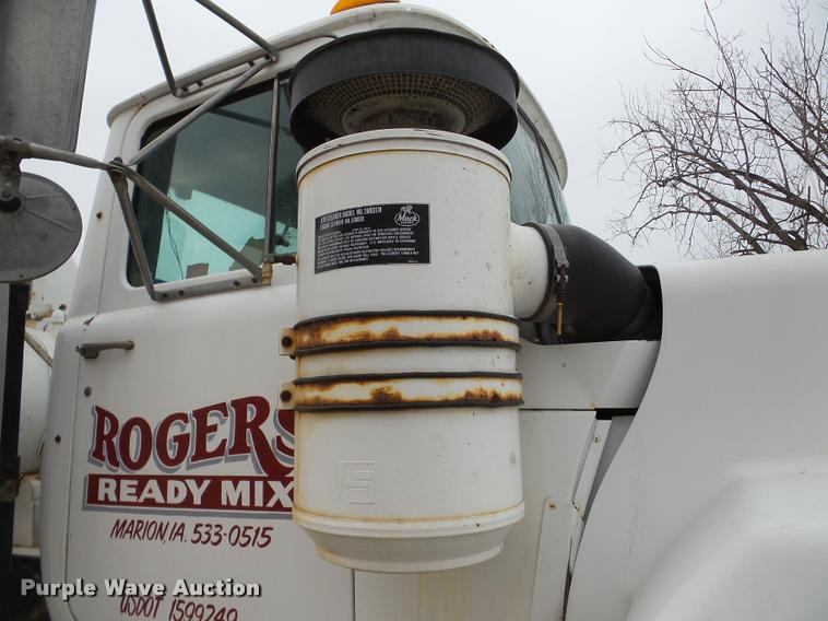 image for item DB5429 1996 Mack RD690S ready mix truck