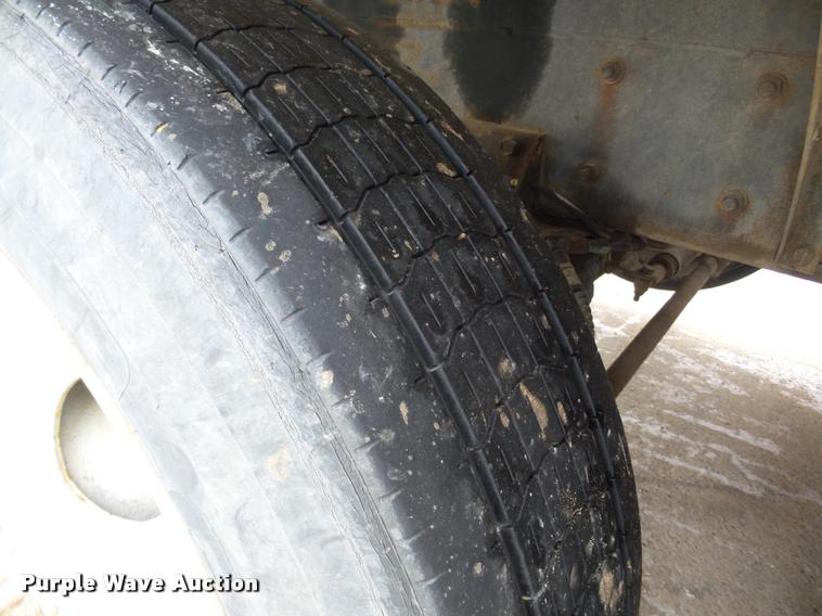 image for item DB5429 1996 Mack RD690S ready mix truck