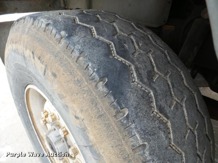 image for item DB5429 1996 Mack RD690S ready mix truck