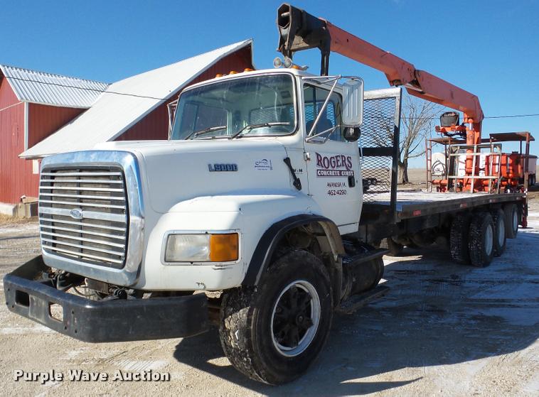image for item DB5430 1995 Ford LTS9000 crane truck