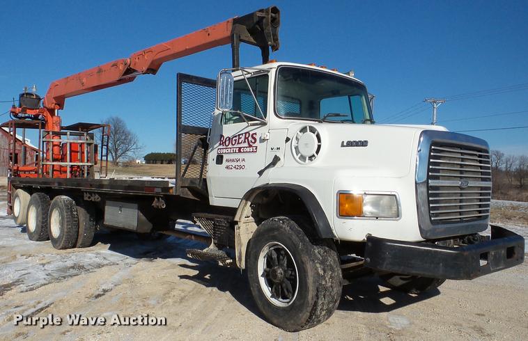 image for item DB5430 1995 Ford LTS9000 crane truck