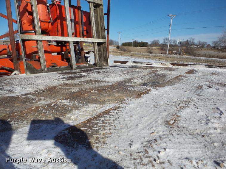 image for item DB5430 1995 Ford LTS9000 crane truck