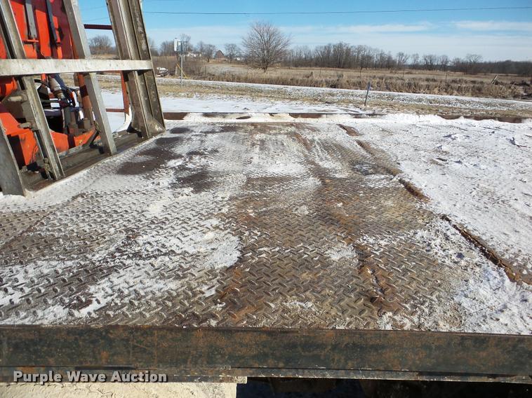 image for item DB5430 1995 Ford LTS9000 crane truck