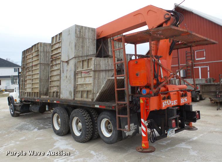 image for item DB5430 1995 Ford LTS9000 crane truck