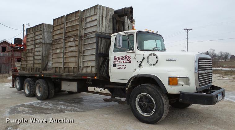image for item DB5430 1995 Ford LTS9000 crane truck