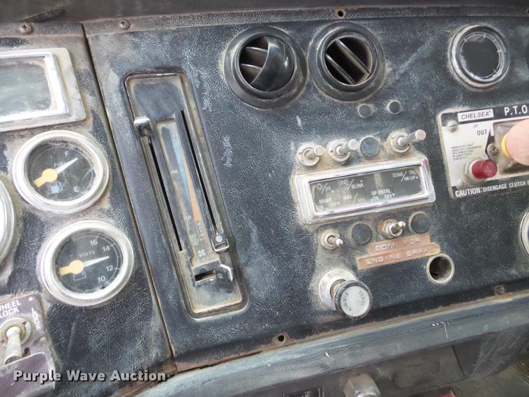 image for item DB5430 1995 Ford LTS9000 crane truck