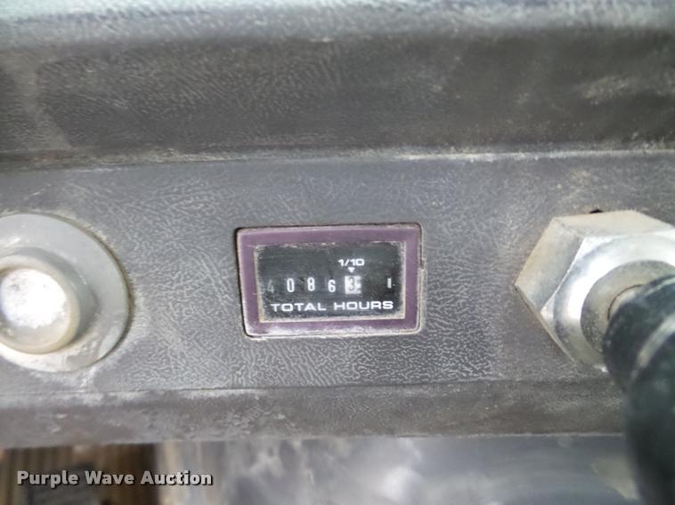 image for item DB5430 1995 Ford LTS9000 crane truck