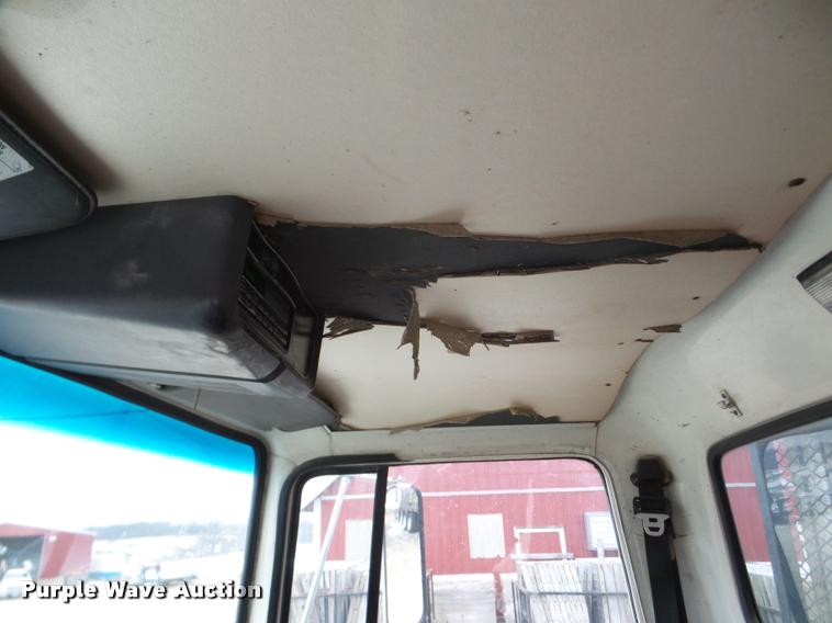 image for item DB5430 1995 Ford LTS9000 crane truck