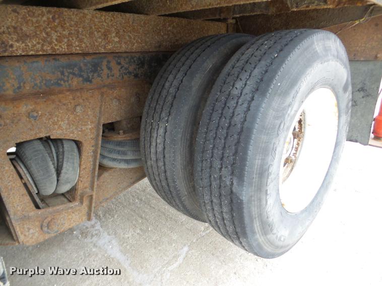 image for item DB5430 1995 Ford LTS9000 crane truck