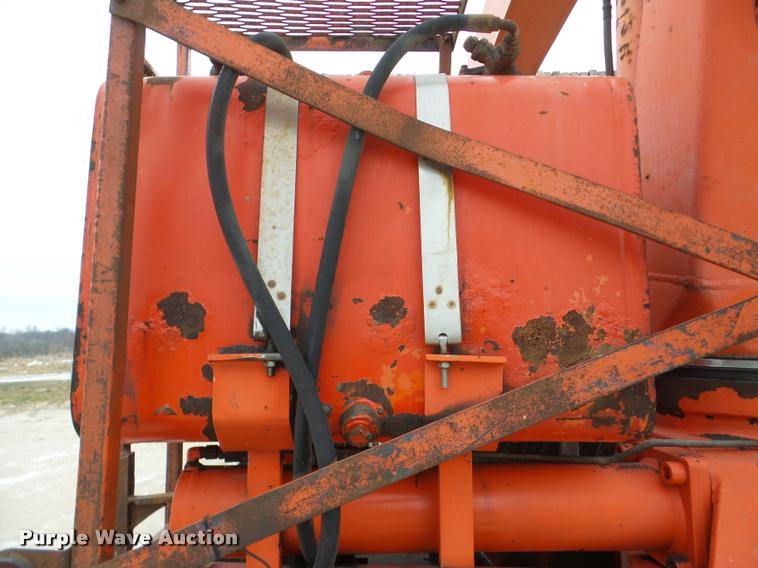 image for item DB5430 1995 Ford LTS9000 crane truck