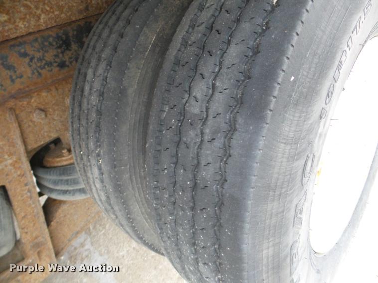 image for item DB5430 1995 Ford LTS9000 crane truck