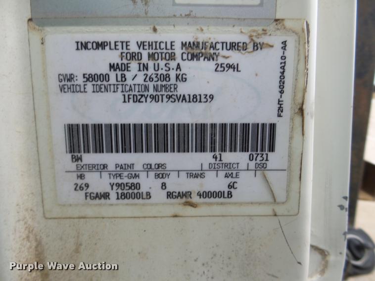 image for item DB5430 1995 Ford LTS9000 crane truck