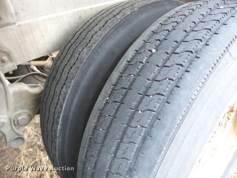 image for item DB5432 1976 Butler powder cement tanker trailer