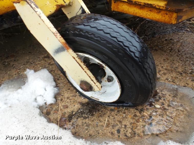 image for item DB5445 MB IKH broom