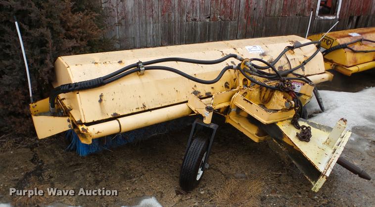 image for item DB5446 Broom