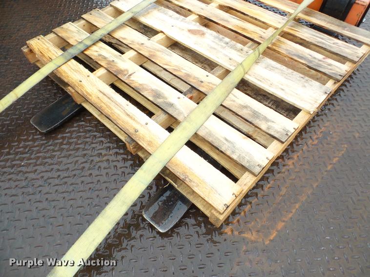 image for item DB5447 2013 Kinshofer KM420 pallet forks