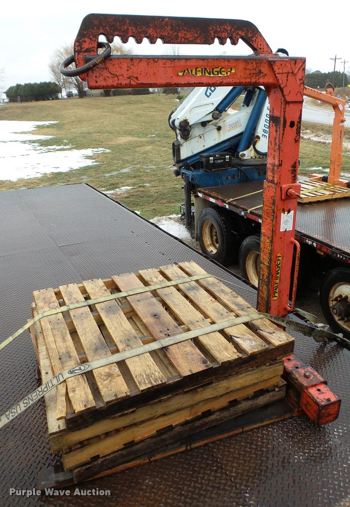 image for item DB5448 2004 Kinshofer 414P-2000 pallet forks