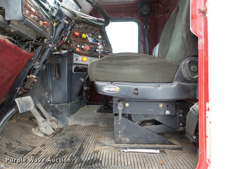 image for item DB5451 1988 Freightliner FLC-64 crane truck