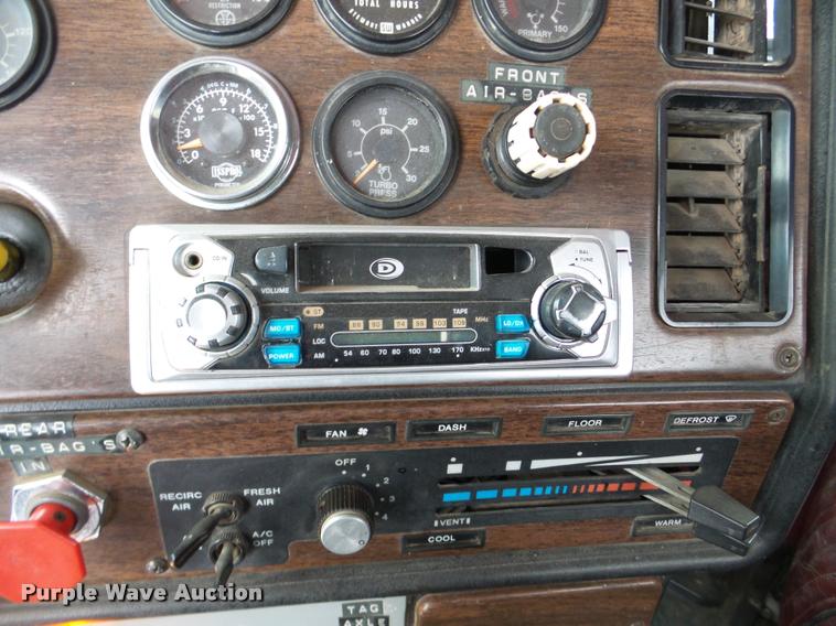 image for item DB5451 1988 Freightliner FLC-64 crane truck