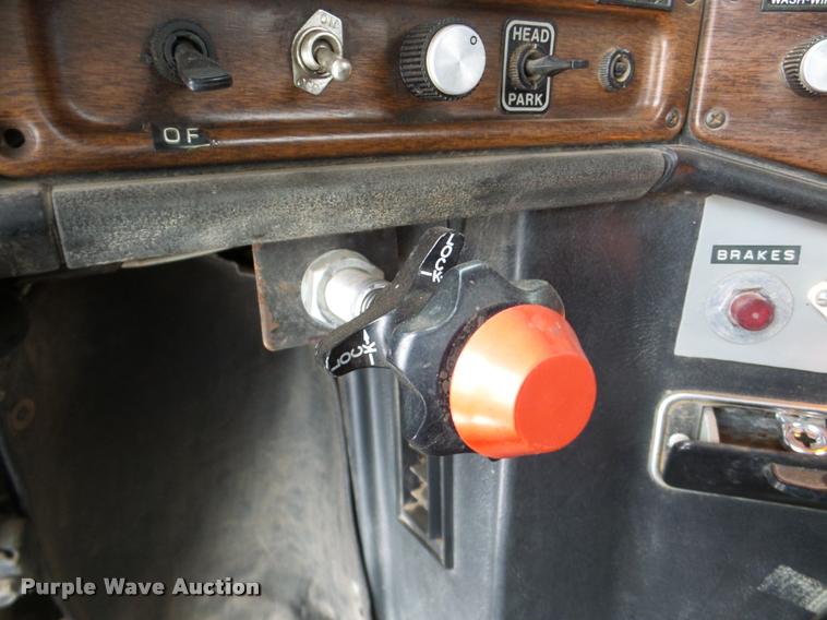 image for item DB5451 1988 Freightliner FLC-64 crane truck