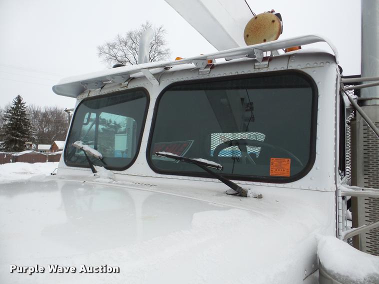 image for item DB5451 1988 Freightliner FLC-64 crane truck