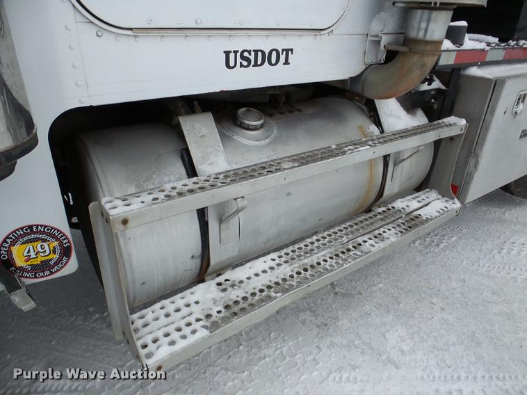 image for item DB5451 1988 Freightliner FLC-64 crane truck