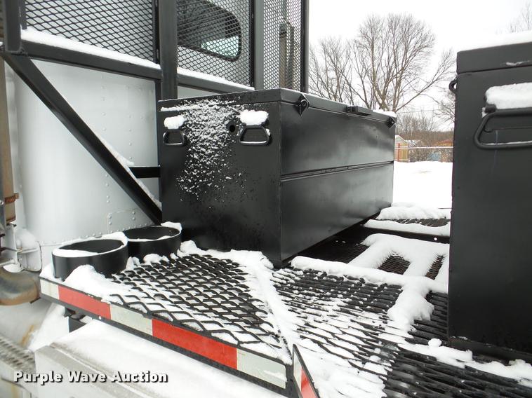 image for item DB5451 1988 Freightliner FLC-64 crane truck