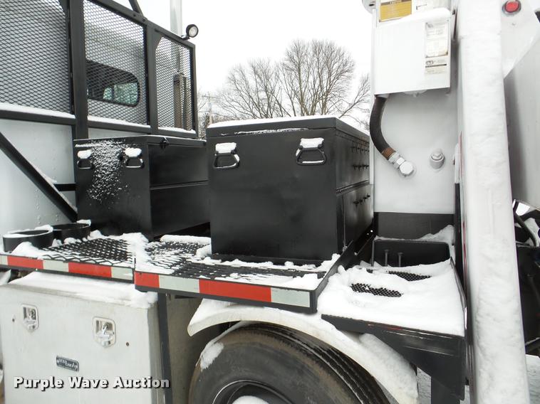 image for item DB5451 1988 Freightliner FLC-64 crane truck