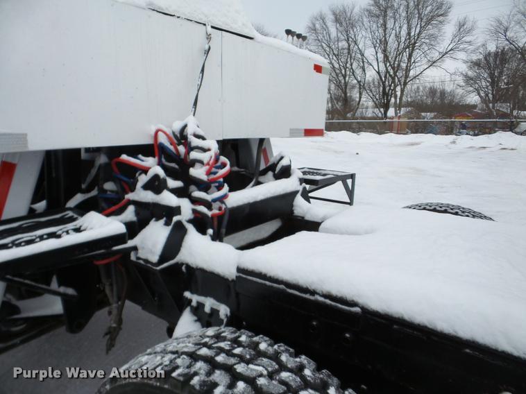 image for item DB5451 1988 Freightliner FLC-64 crane truck