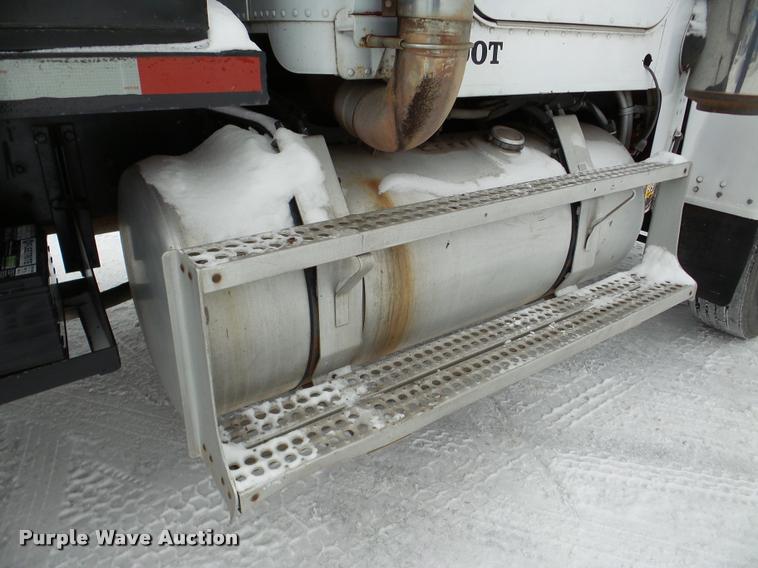 image for item DB5451 1988 Freightliner FLC-64 crane truck