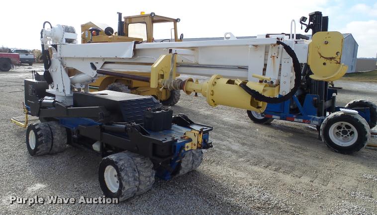 image for item DB5469 2007 Skylift MDHD33 mini digger derrick