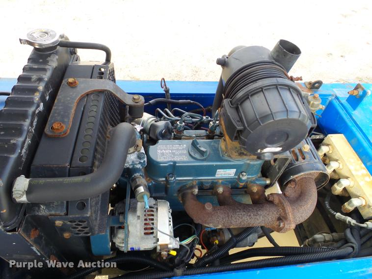 image for item DB5469 2007 Skylift MDHD33 mini digger derrick