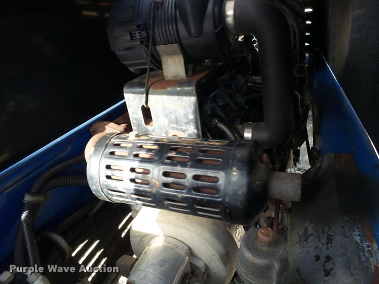 image for item DB5469 2007 Skylift MDHD33 mini digger derrick