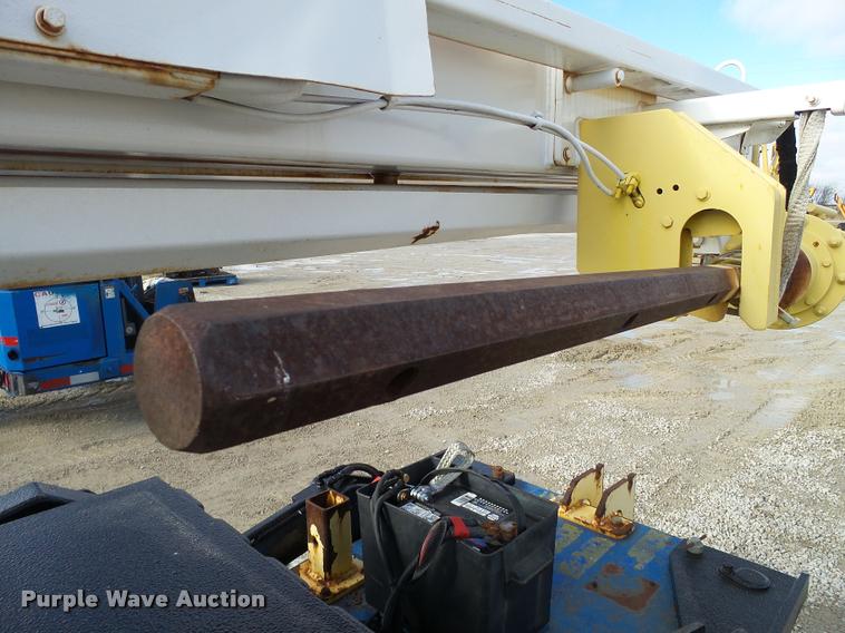 image for item DB5469 2007 Skylift MDHD33 mini digger derrick