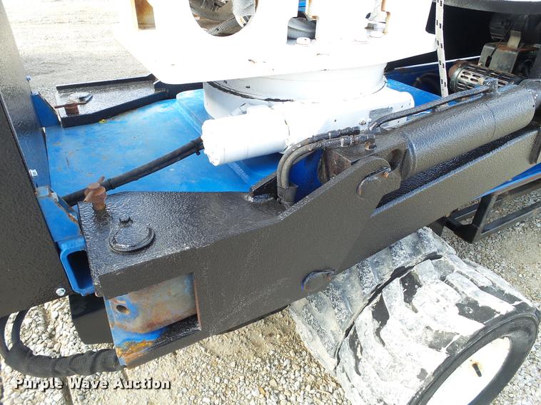 image for item DB5469 2007 Skylift MDHD33 mini digger derrick