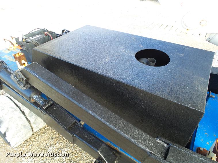 image for item DB5469 2007 Skylift MDHD33 mini digger derrick