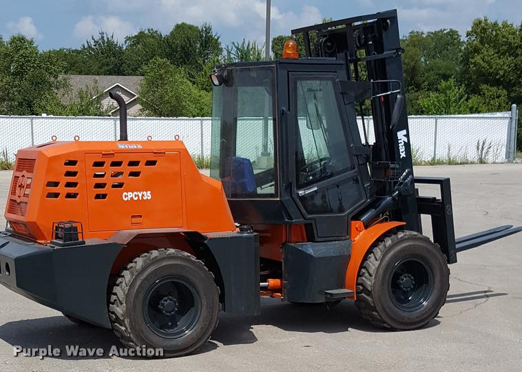 image for item F1131 2016 Vmax CPCY35 forklift