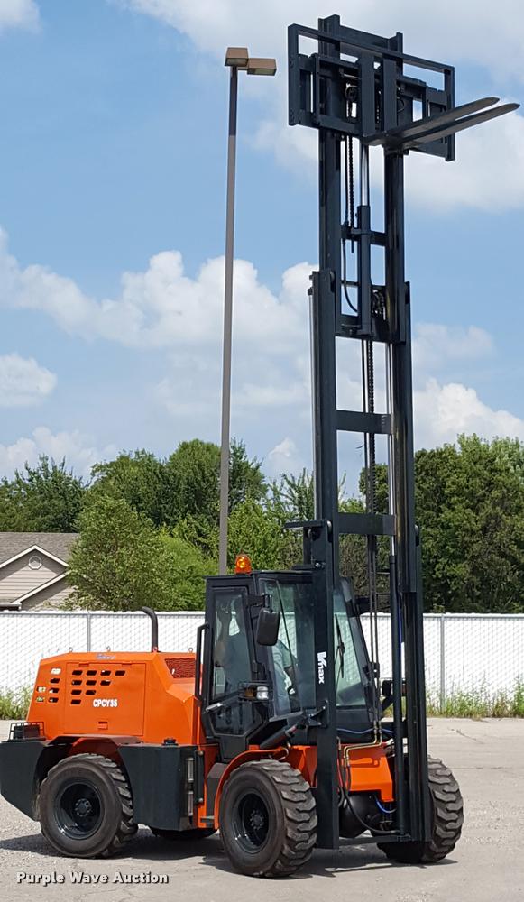 image for item F1131 2016 Vmax CPCY35 forklift